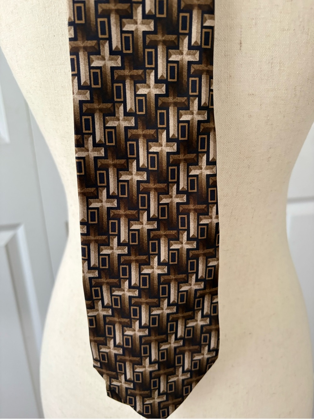 Eagles Wings crucifix tie